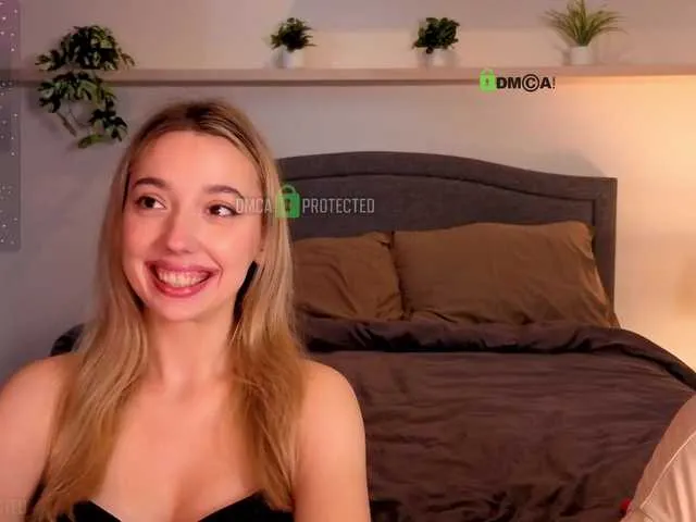 Maxinekinky – webcam model profile photo Image 11