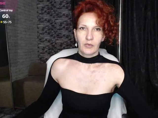 youyou-2025 – webcam model profile photo Image 8