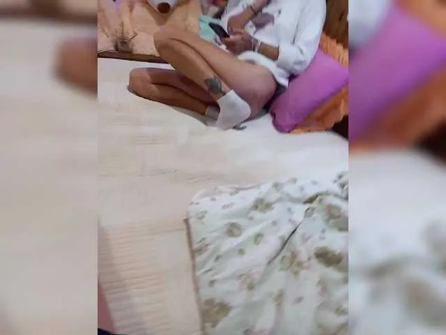 JenCampbell – webcam model profile photo Image 12