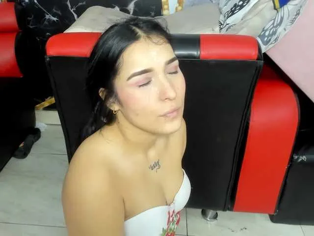 NiaPineda – webcam model profile photo Image 17