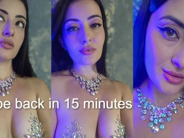 SexyyNana – webcam model profile photo Image 3