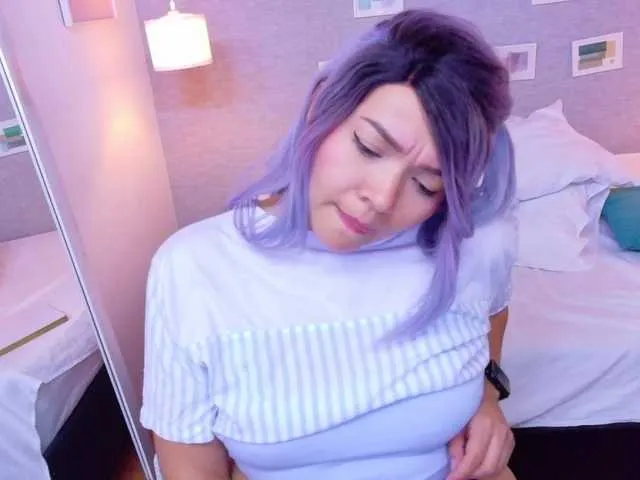 AmyBelmontt – webcam model profile photo Image 16