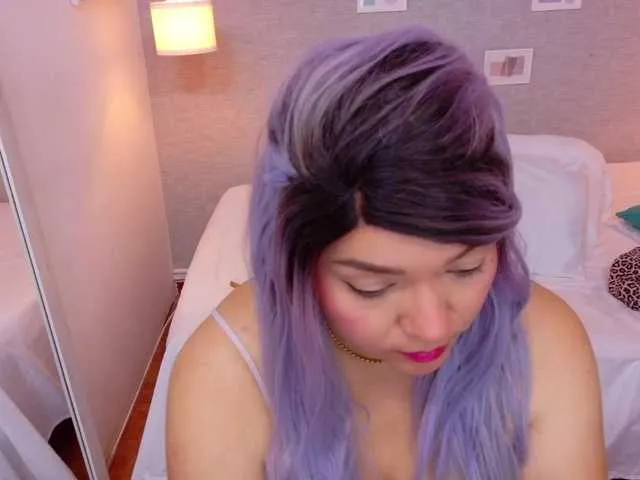 AmyBelmontt – webcam model profile photo Image 17