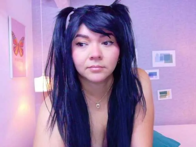 AmyBelmontt – webcam model profile photo Image 4