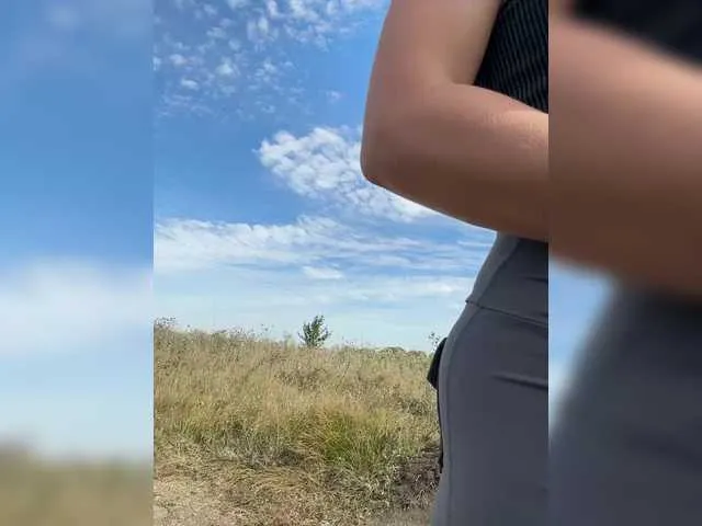 CassieGil – webcam model profile photo Image 15