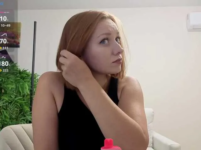 CassieGil – webcam model profile photo Image 14