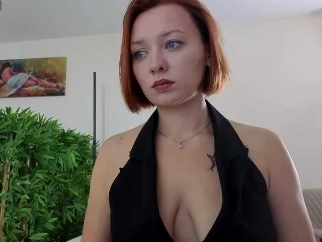 CassieGil – webcam model profile photo Image 16