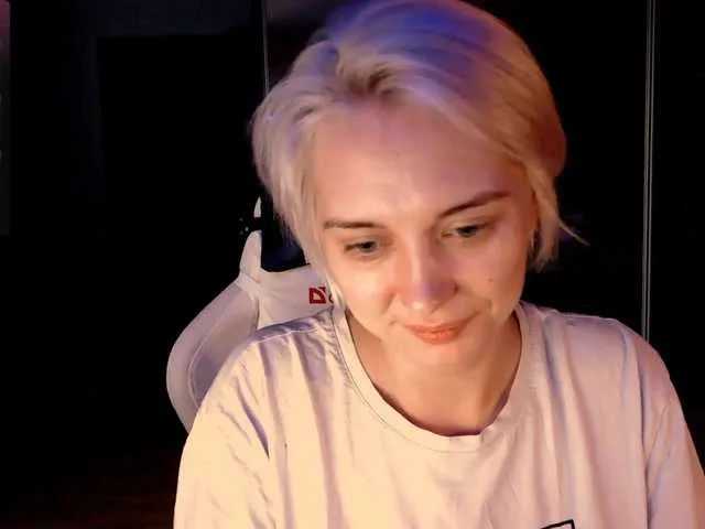 LyahLenox – webcam model profile photo Image 9