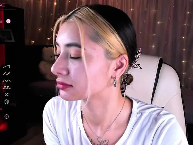 DarlaBelle – webcam model profile photo