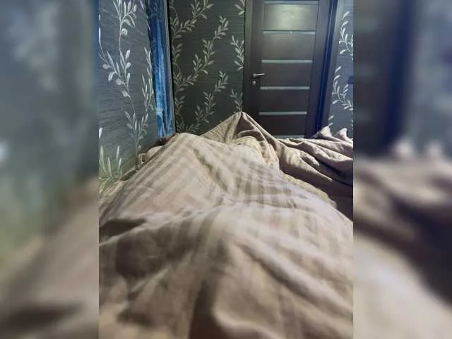 MsBambiBliss – webcam model profile photo Image 3