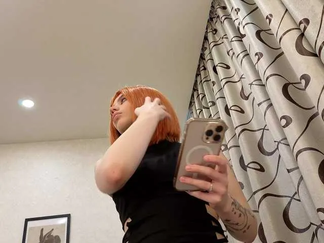 cuteluci_ – webcam model profile photo Image 15