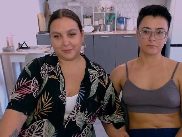 miamellycious – webcam model profile photo Image 3