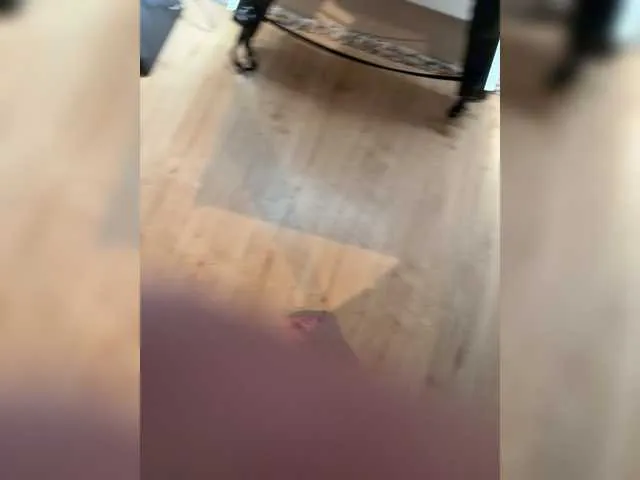 JennyCoquine – webcam model profile photo Image 2