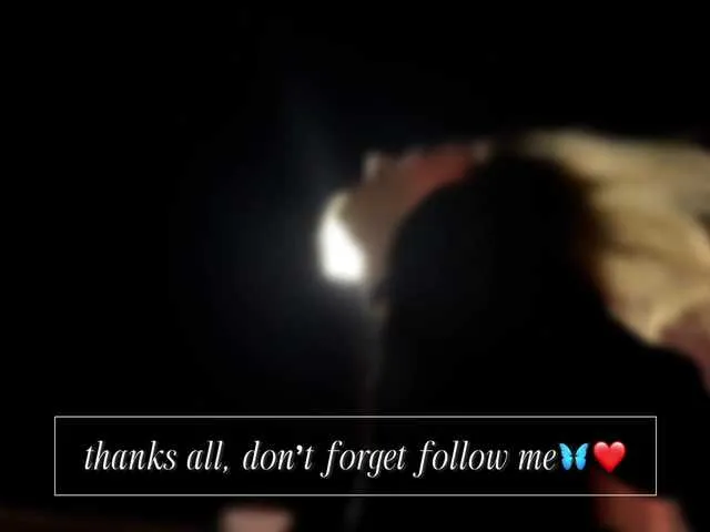 MiaFarkash – webcam model profile photo Image 5