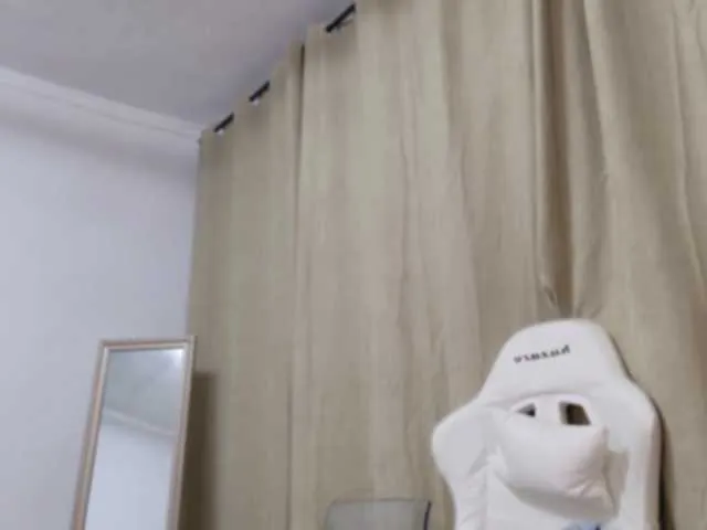 Keylili – webcam model profile photo Image 10