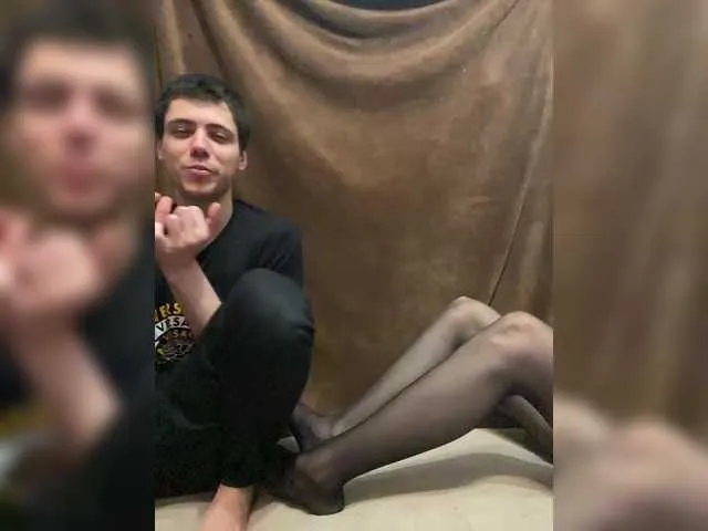 AlannaWeest – webcam model profile photo Image 8