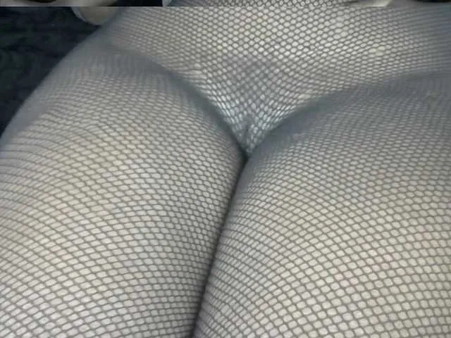 GoodGlamorGirl – webcam model profile photo Image 4