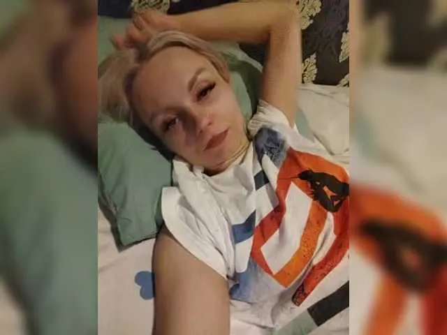 AllisonAdams – webcam model profile photo Image 13