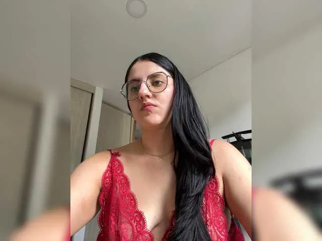 ZoeMurphy – webcam model profile photo Image 12