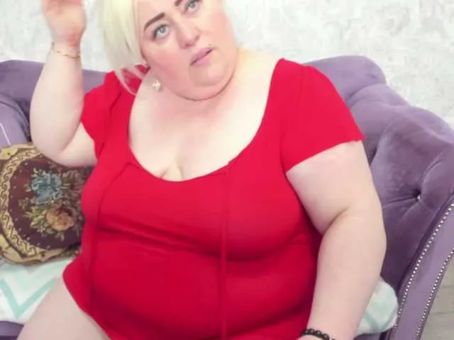 SkyLumen – webcam model profile photo Image 16