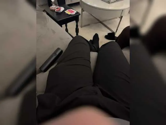 JadeRusell – webcam model profile photo Image 6