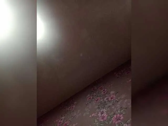 CassieGil – webcam model profile photo Image 17