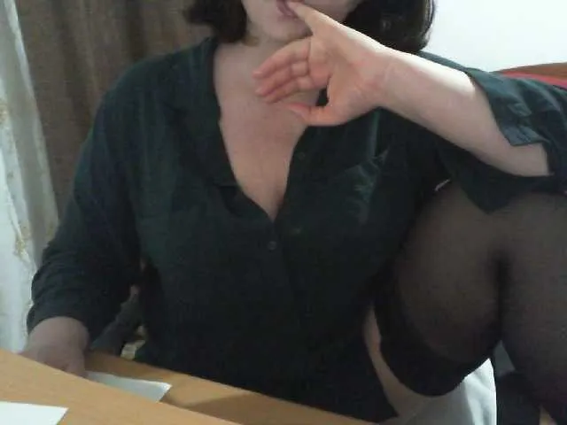 Emma_Lunny – webcam model profile photo Image 4