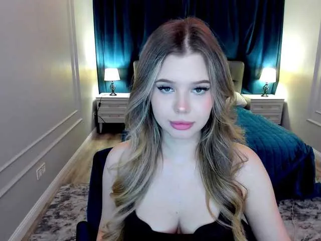 PaolaFalkon – webcam model profile photo Image 12