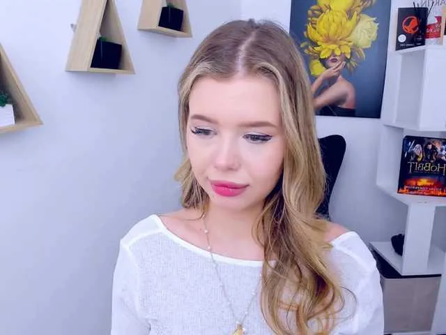 PaolaFalkon – webcam model profile photo Image 5