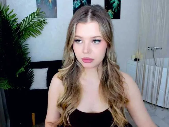 PaolaFalkon – webcam model profile photo Image 8