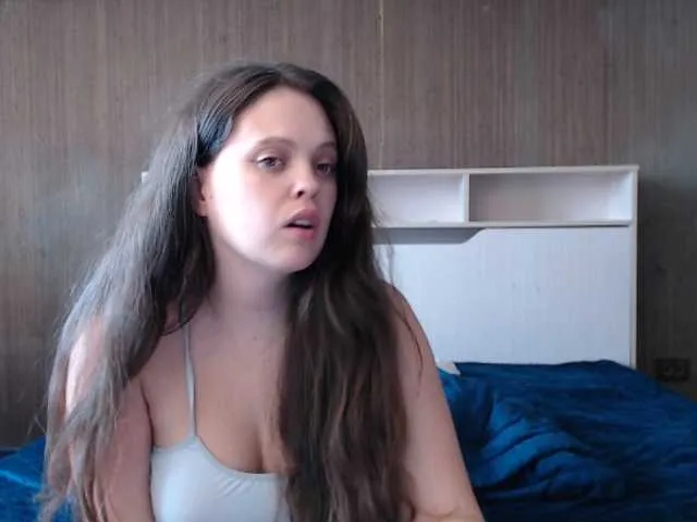 CassieGil – webcam model profile photo Image 13