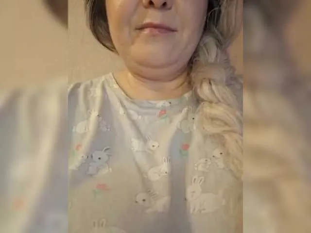 AmyBelmontt – webcam model profile photo Image 13