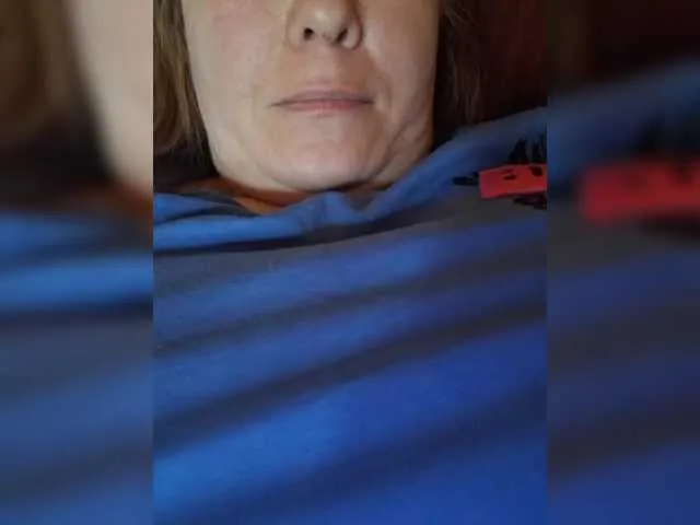 AmyBelmontt – webcam model profile photo Image 3