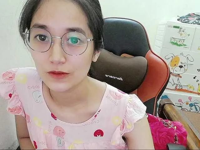 Emma_Lunny – webcam model profile photo Image 12