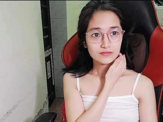 Emma_Lunny – webcam model profile photo Image 16