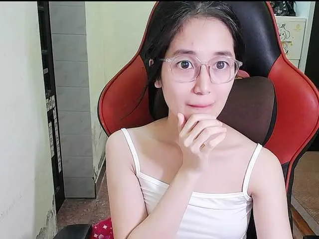 Emma_Lunny – webcam model profile photo Image 17