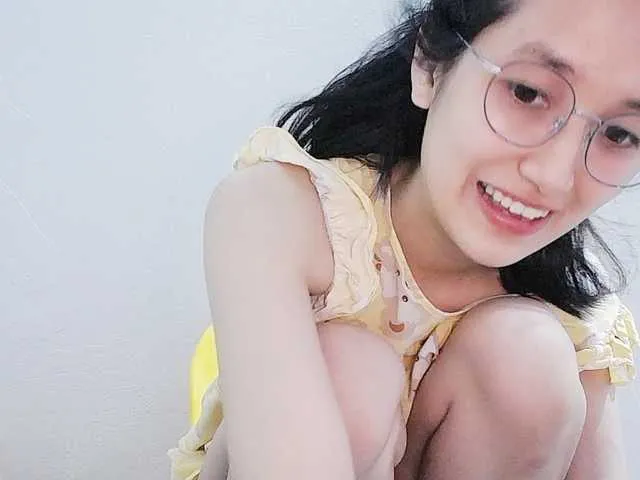 Emma_Lunny – webcam model profile photo Image 2