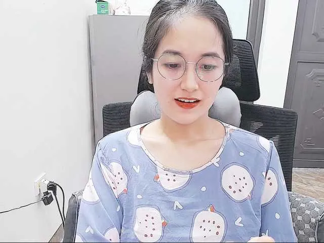 Emma_Lunny – webcam model profile photo Image 5