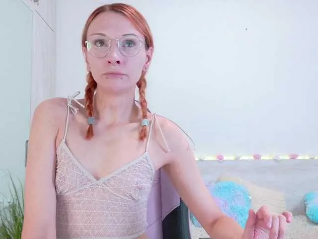 CassieGil – webcam model profile photo Image 11