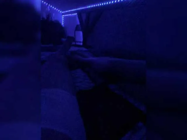 LunaKrismas – webcam model profile photo Image 3