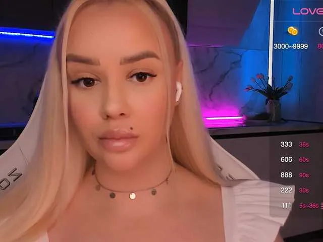 preetypeach – webcam model profile photo Image 15