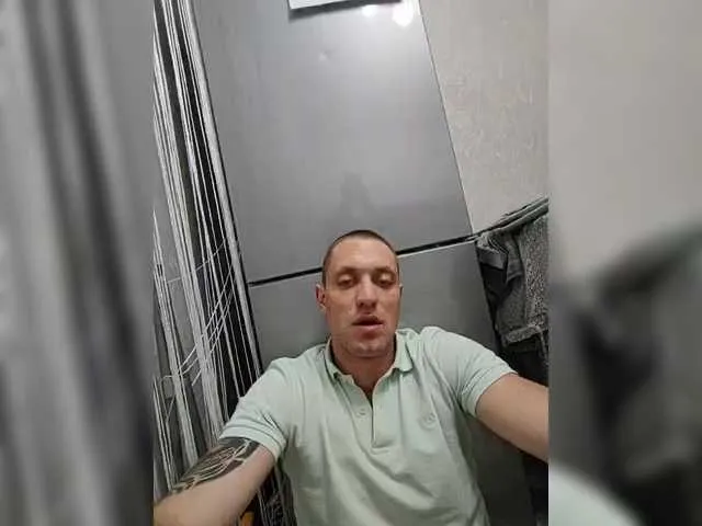 magic_rousse – webcam model profile photo Image 7