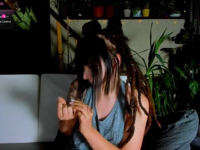 DanicaMonro – webcam model profile photo Image 16