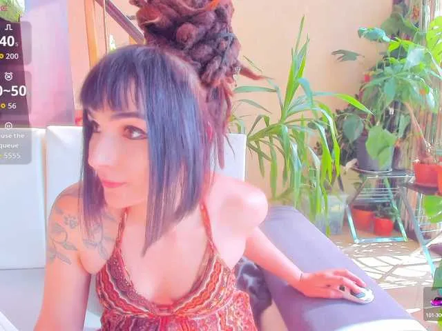 DanicaMonro – webcam model profile photo Image 9