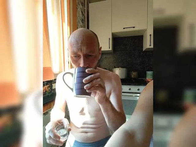 CassieGil – webcam model profile photo Image 6