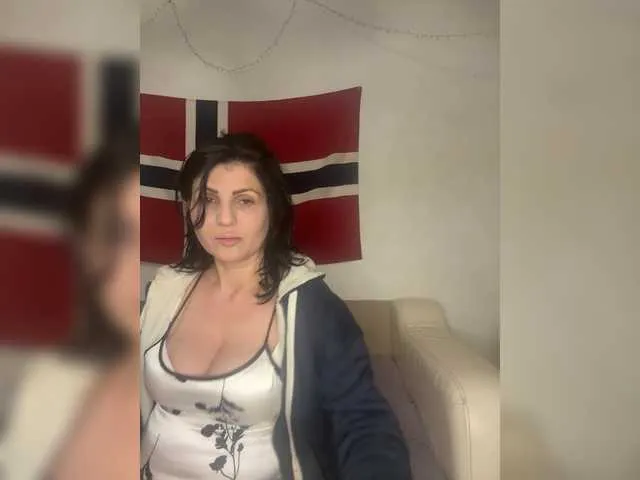 milaivanova – webcam model profile photo Image 10