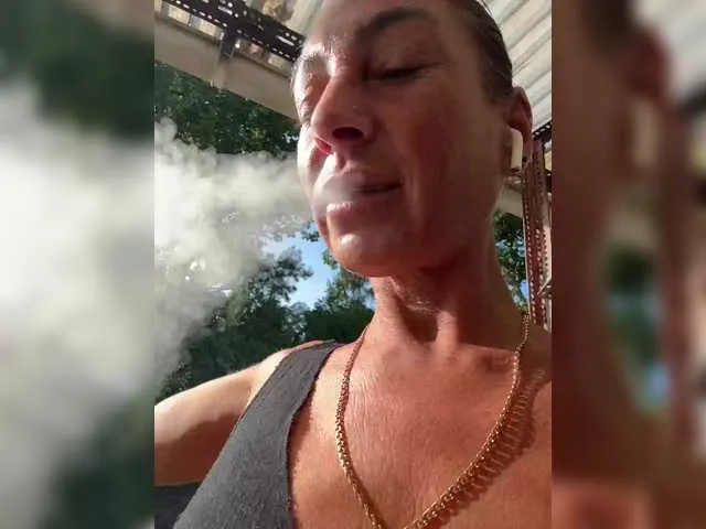 Emma-kell – webcam model profile photo Image 19