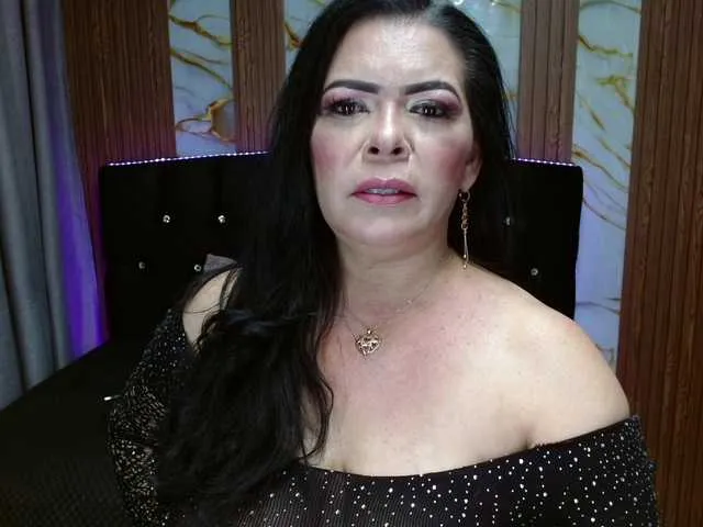 CassieGil – webcam model profile photo Image 19