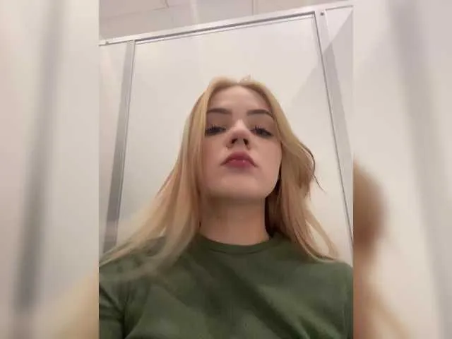 jskchwkdbcn – webcam model profile photo