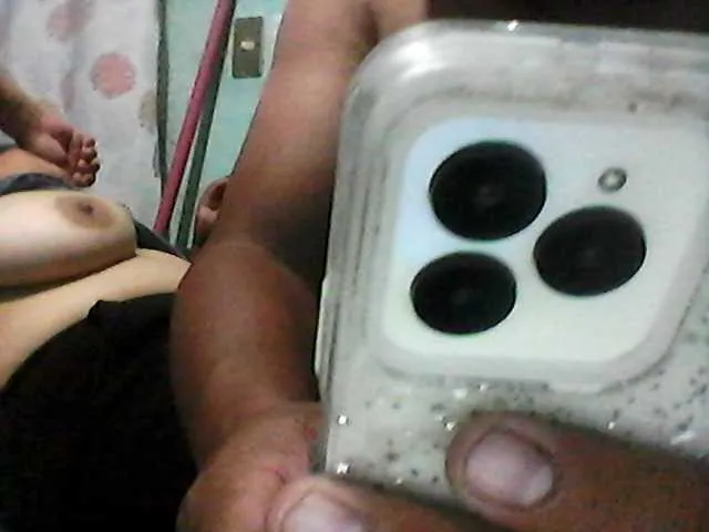 Juli0ad18-88 – webcam model profile photo